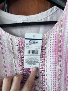 Pink &amp; White Embroidered Kurta