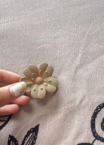 🌸 Cute Hair Claw Clips