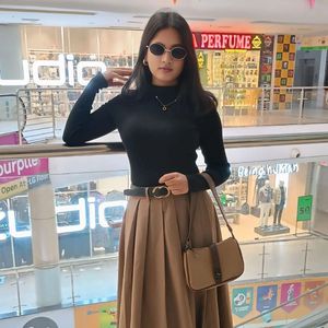 Stylish Black Top & Brown Pleated Skirt