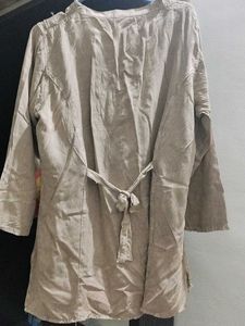 5.Elegant Embroidered Kurta