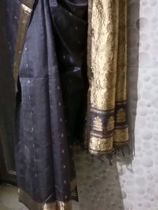 GentlyUsed Elegant SiecoGadwalSaree + StichedBl