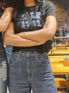 H&amp;M Yale Cropped Tee