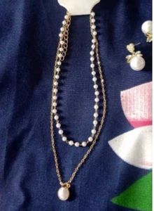 beautiful Pearl Bow Necklace &amp; Earrings Set