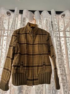 Stylish Checked Winter Jacket – Warm & Trendy