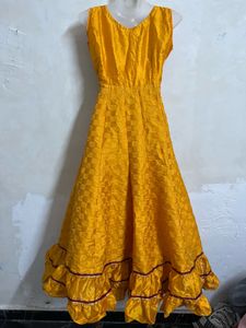 Pintresty Vibrant Yellow Ethnic Gown