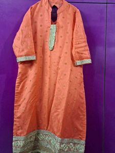 Elegant Peach Embroidered Kurta