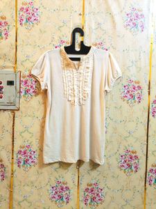 🇳🇿💫🎀Elegant Ruffled Cream Top