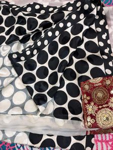 Elegant White &amp; Maroon Saree with Blouse