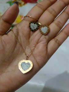 Anti Tarnish Earrings And Neckpiece Set