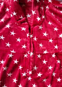 Cozy Red Star Print Nightgown