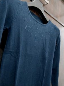 Sweater Top With Sarvoski Work