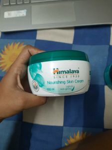 Himalaya Nourishing Skin Cream 200ml