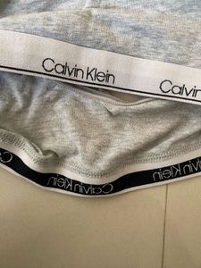 Calvin Klein Sports Bra