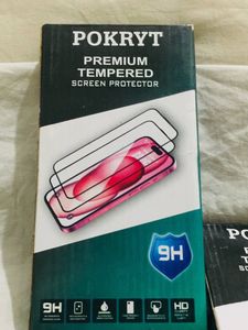 2 POKRYT Premium Tempered Screen Protector
