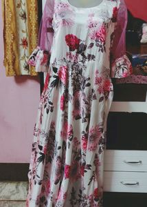 😍Beautiful Printed Gown For Girls &amp; Women's🥰
