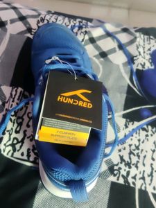 Brand New Badminton Shoes Uk05