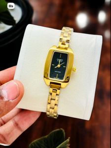 Casio For ladies watch ⌚️  PREMIUM QUALITY AT SALE