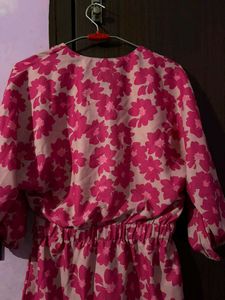 Chic Floral Wrap Dress