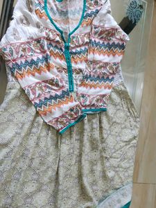Vibrant Ethnic Kurta from pantaloons