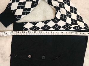 Chic Black &amp; White Argyle Cardigan