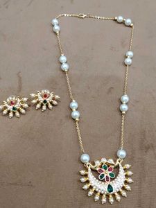 Pearl Necklace & Earring Set