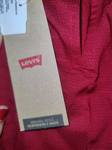 Levi's Girl sleeveless Top . New With Tag.