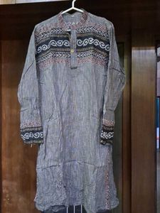 Embroidered Grey Kurta