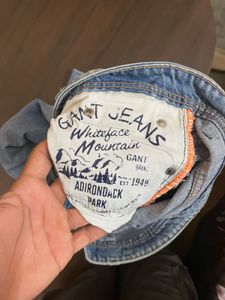 GANT BOOTCUT JEANS 32 SIZE