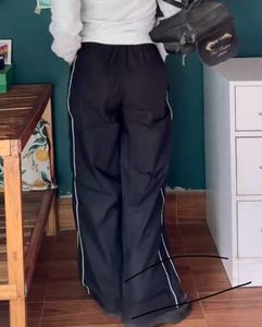 Black Trousers No coin