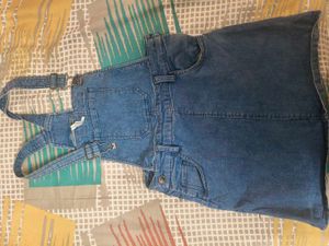 Pantaloons Denim Dangree skirt for 5-7 years