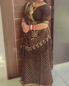Elegant Black Bandhani Saree