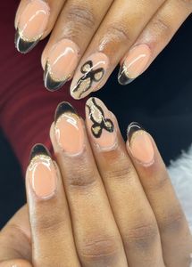 Stylish Nail Design customise press on