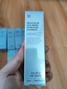 Allies of Skin Molecular Silk Amino Hydrating Clea