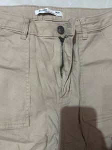 zudio Beige Cargo Pant