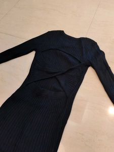 Chic Black Ribbed Cut-Out Dress