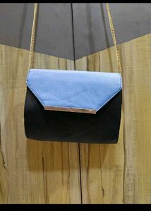 Chic Blue &amp; Black Clutch Bag