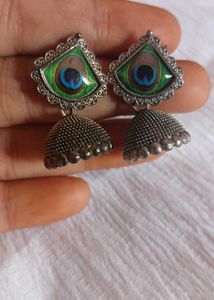 Elegant Ethnic Earrings &amp; Studs Set