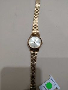 Elegant Gold-Tone Women's Watch