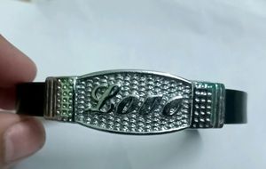 Beautiful Love Band For Men &amp; Women