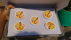 Lotus Herbals Radiant Gold Facial Kit