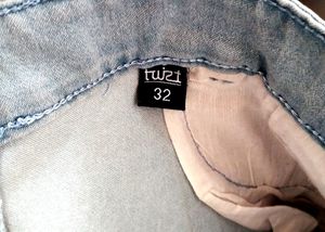 SKY BLUE Stretchable Jeans