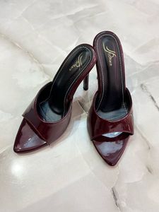 Glossy Wine Pointed Mules 🍒Size EUR 37