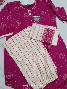 Elegant Pink Printed Kurta Set