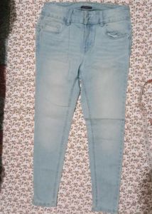 Light Wash Skinny Jeans
