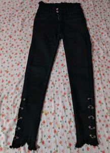 Black Distressed Jeans