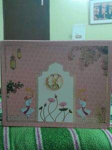 Festive Pretty ElegantPackaging BoxWithMagneticLoc