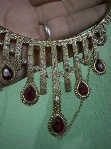 Elegant Red Stone Necklace Set