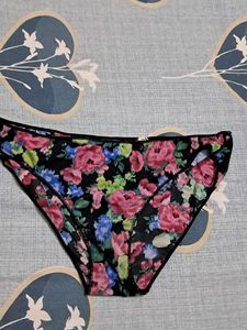 combo Of Four Imported Fabric Bra N Panty  set