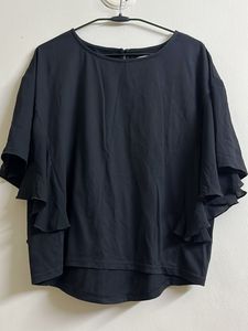 Chic Black Ruffle Sleeve Top