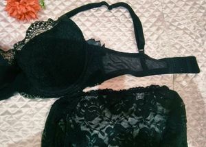 Black Lace Bra and Panty Set
